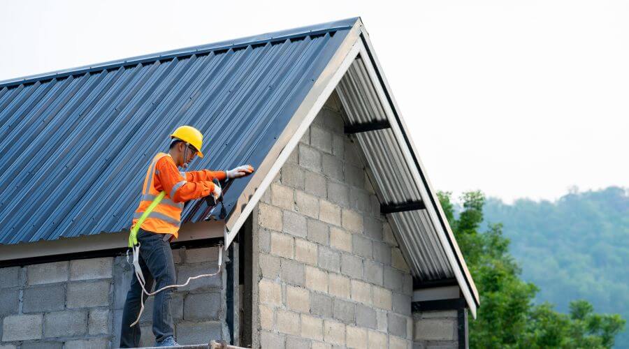 Professional metal roof installation in Robins, IA